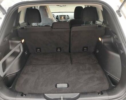 Белый Джип Чероки, объемом двигателя 0 л и пробегом 189 тыс. км за 11700 $, фото 32 на Automoto.ua