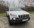 Білий Джип Cherokee, об'ємом двигуна 3.24 л та пробігом 185 тис. км за 16000 $, фото 3 на Automoto.ua