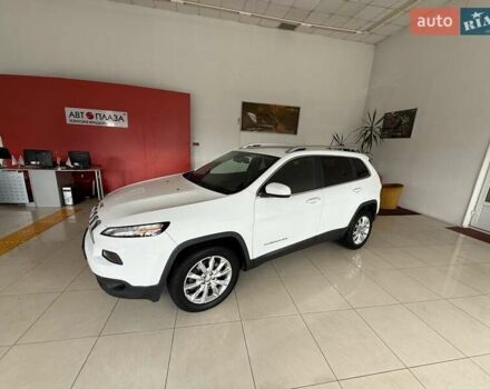 Джип Чероки 2015 в Черновцах на Automoto.ua Белый Джип Чероки, объемом двигателя 2.36 л и пробегом 123 тыс. км за 12990 $, фото 20 на Automoto.ua