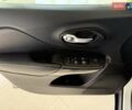 Джип Чероки 2015 в Черновцах на Automoto.ua Белый Джип Чероки, объемом двигателя 2.36 л и пробегом 123 тыс. км за 12990 $, фото 52 на Automoto.ua