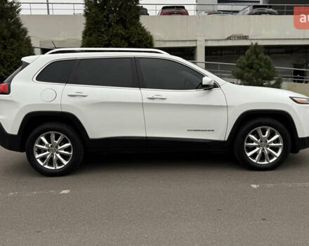 Белый Джип Чероки, объемом двигателя 2.36 л и пробегом 170 тыс. км за 13200 $, фото 19 на Automoto.ua