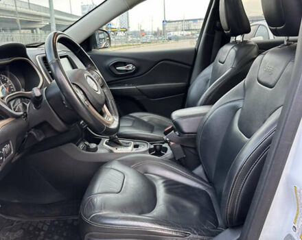 Белый Джип Чероки, объемом двигателя 3.24 л и пробегом 200 тыс. км за 12990 $, фото 14 на Automoto.ua