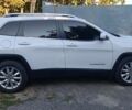 Білий Джип Cherokee, об'ємом двигуна 2.36 л та пробігом 161 тис. км за 16000 $, фото 4 на Automoto.ua