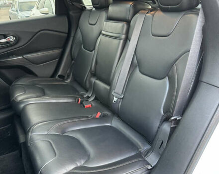 Белый Джип Чероки, объемом двигателя 3.24 л и пробегом 200 тыс. км за 12990 $, фото 23 на Automoto.ua