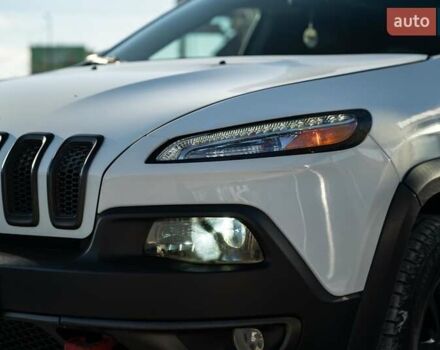 Белый Джип Чероки, объемом двигателя 3.24 л и пробегом 186 тыс. км за 17900 $, фото 14 на Automoto.ua