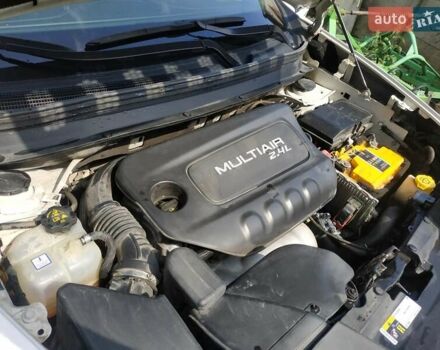 Белый Джип Чероки, объемом двигателя 2.36 л и пробегом 153 тыс. км за 13700 $, фото 47 на Automoto.ua