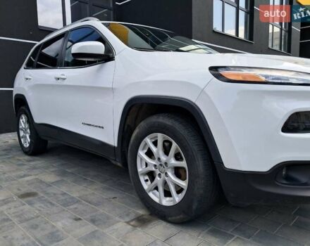 Белый Джип Чероки, объемом двигателя 2.36 л и пробегом 197 тыс. км за 12899 $, фото 9 на Automoto.ua