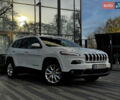 Білий Джип Cherokee, об'ємом двигуна 2.36 л та пробігом 155 тис. км за 13900 $, фото 3 на Automoto.ua