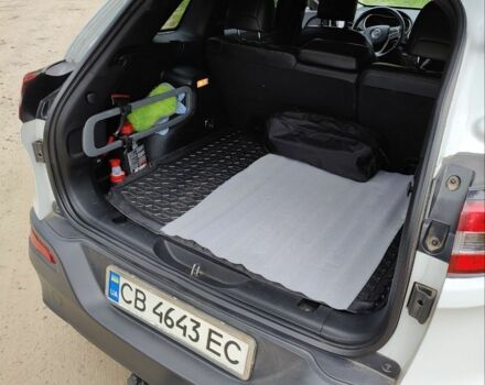 Белый Джип Чероки, объемом двигателя 3.2 л и пробегом 140 тыс. км за 13700 $, фото 11 на Automoto.ua