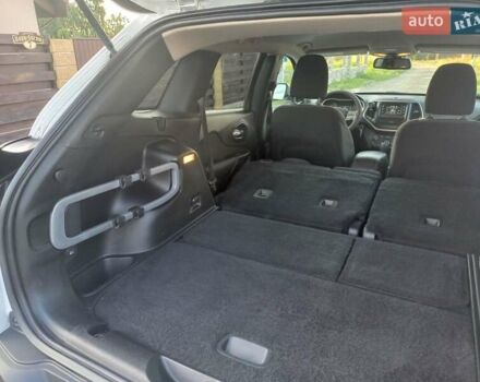 Белый Джип Чероки, объемом двигателя 3.24 л и пробегом 142 тыс. км за 13500 $, фото 6 на Automoto.ua