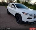 Белый Джип Чероки, объемом двигателя 2.4 л и пробегом 130 тыс. км за 12800 $, фото 1 на Automoto.ua