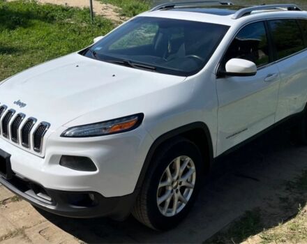 Белый Джип Чероки, объемом двигателя 3.2 л и пробегом 129 тыс. км за 10000 $, фото 3 на Automoto.ua