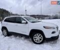 Белый Джип Чероки, объемом двигателя 2.36 л и пробегом 122 тыс. км за 12000 $, фото 1 на Automoto.ua
