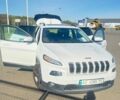 Білий Джип Cherokee, об'ємом двигуна 3.2 л та пробігом 126 тис. км за 12000 $, фото 1 на Automoto.ua