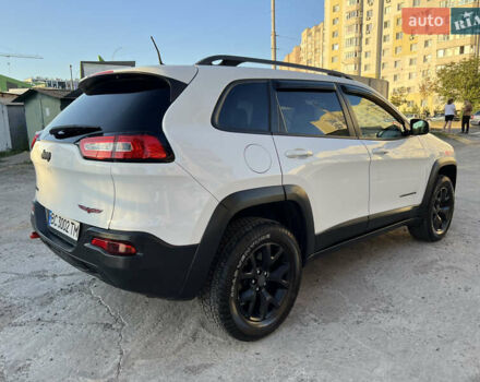 Білий Джип Cherokee, об'ємом двигуна 2.36 л та пробігом 184 тис. км за 13800 $, фото 10 на Automoto.ua
