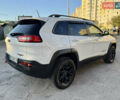 Білий Джип Cherokee, об'ємом двигуна 2.36 л та пробігом 184 тис. км за 13800 $, фото 10 на Automoto.ua