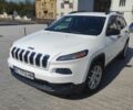 Белый Джип Чероки, объемом двигателя 2.36 л и пробегом 160 тыс. км за 12700 $, фото 1 на Automoto.ua