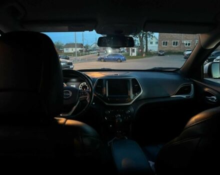 Білий Джип Cherokee, об'ємом двигуна 2.4 л та пробігом 150 тис. км за 14500 $, фото 17 на Automoto.ua