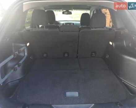 Белый Джип Чероки, объемом двигателя 3.24 л и пробегом 142 тыс. км за 13500 $, фото 3 на Automoto.ua