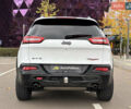 Білий Джип Cherokee, об'ємом двигуна 3.24 л та пробігом 106 тис. км за 17000 $, фото 6 на Automoto.ua