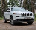 Белый Джип Чероки, объемом двигателя 3.2 л и пробегом 140 тыс. км за 14000 $, фото 1 на Automoto.ua