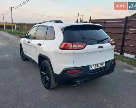 Белый Джип Чероки, объемом двигателя 3.24 л и пробегом 142 тыс. км за 13500 $, фото 42 на Automoto.ua