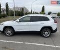 Білий Джип Cherokee, об'ємом двигуна 2.36 л та пробігом 180 тис. км за 12800 $, фото 3 на Automoto.ua