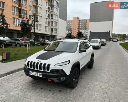 Белый Джип Чероки, объемом двигателя 2.4 л и пробегом 160 тыс. км за 13650 $, фото 5 на Automoto.ua