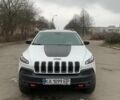 Білий Джип Cherokee, об'ємом двигуна 3.2 л та пробігом 163 тис. км за 16000 $, фото 5 на Automoto.ua