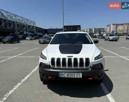 Білий Джип Cherokee, об'ємом двигуна 3.24 л та пробігом 163 тис. км за 15200 $, фото 4 на Automoto.ua