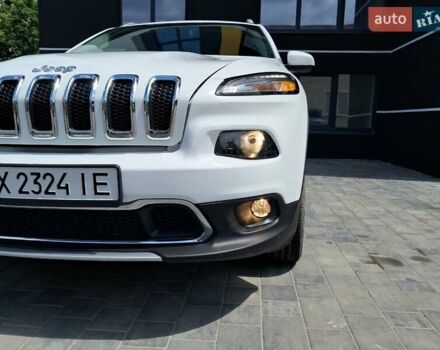Белый Джип Чероки, объемом двигателя 2.36 л и пробегом 197 тыс. км за 12899 $, фото 12 на Automoto.ua