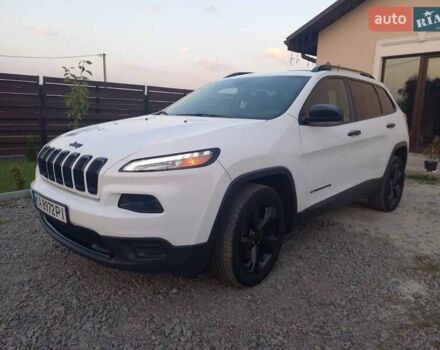Белый Джип Чероки, объемом двигателя 3.24 л и пробегом 142 тыс. км за 13500 $, фото 30 на Automoto.ua