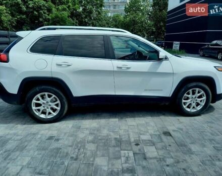 Белый Джип Чероки, объемом двигателя 2.36 л и пробегом 197 тыс. км за 12899 $, фото 15 на Automoto.ua
