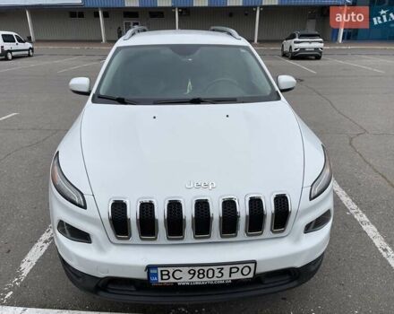 Білий Джип Cherokee, об'ємом двигуна 2.36 л та пробігом 180 тис. км за 12800 $, фото 6 на Automoto.ua