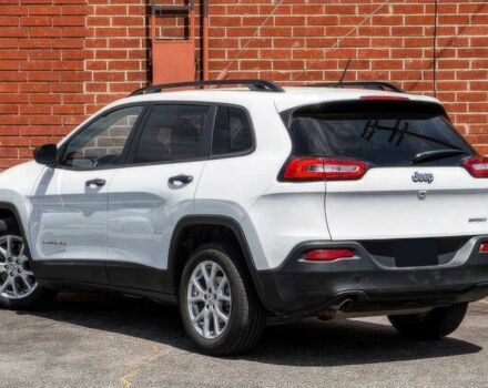 Белый Джип Чероки, объемом двигателя 2.4 л и пробегом 76 тыс. км за 8100 $, фото 5 на Automoto.ua