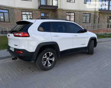 Білий Джип Cherokee, об'ємом двигуна 3.2 л та пробігом 162 тис. км за 16200 $, фото 4 на Automoto.ua