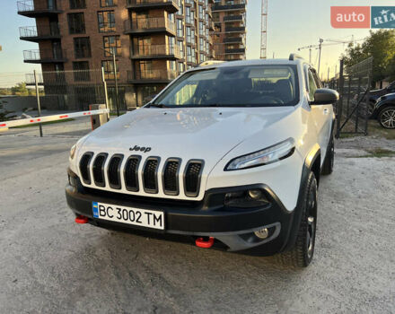 Білий Джип Cherokee, об'ємом двигуна 2.36 л та пробігом 184 тис. км за 13800 $, фото 8 на Automoto.ua