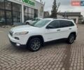 Белый Джип Чероки, объемом двигателя 2.36 л и пробегом 110 тыс. км за 12500 $, фото 1 на Automoto.ua