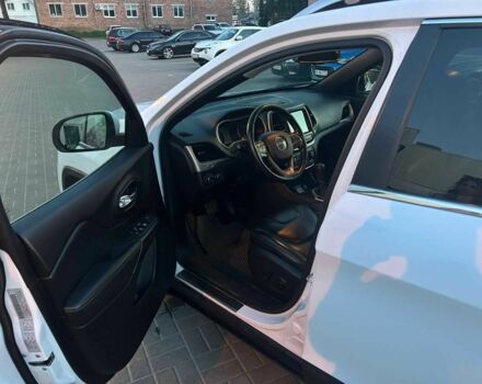 Білий Джип Cherokee, об'ємом двигуна 2.4 л та пробігом 150 тис. км за 14500 $, фото 14 на Automoto.ua