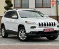 Білий Джип Cherokee, об'ємом двигуна 2.4 л та пробігом 180 тис. км за 14100 $, фото 1 на Automoto.ua