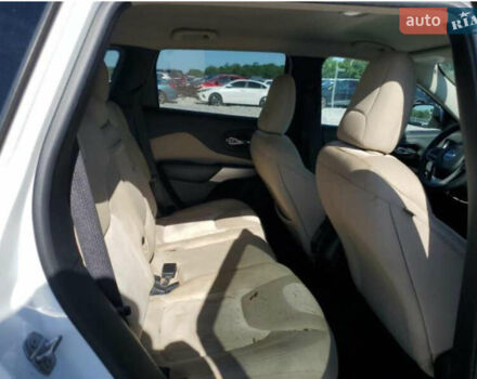 Білий Джип Cherokee, об'ємом двигуна 2.4 л та пробігом 180 тис. км за 6900 $, фото 13 на Automoto.ua