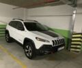 Білий Джип Cherokee, об'ємом двигуна 3 л та пробігом 48 тис. км за 30000 $, фото 2 на Automoto.ua