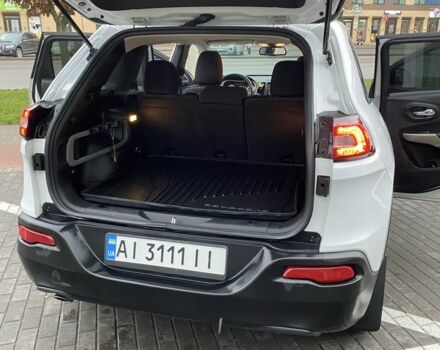 Білий Джип Cherokee, об'ємом двигуна 2.4 л та пробігом 71 тис. км за 15000 $, фото 12 на Automoto.ua
