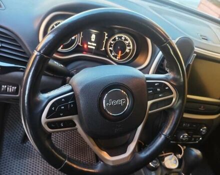 Білий Джип Cherokee, об'ємом двигуна 3.24 л та пробігом 131 тис. км за 13200 $, фото 17 на Automoto.ua