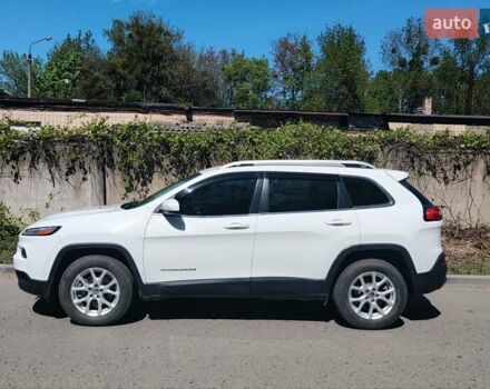 Білий Джип Cherokee, об'ємом двигуна 3.24 л та пробігом 70 тис. км за 14900 $, фото 1 на Automoto.ua