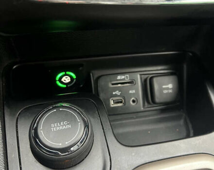 Белый Джип Чероки, объемом двигателя 3.2 л и пробегом 113 тыс. км за 15200 $, фото 34 на Automoto.ua