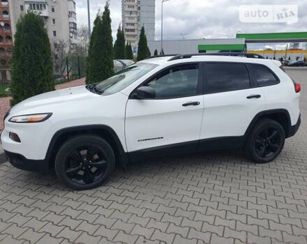 Білий Джип Cherokee, об'ємом двигуна 2.36 л та пробігом 115 тис. км за 14900 $, фото 2 на Automoto.ua