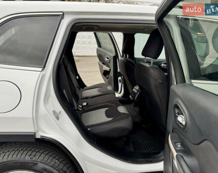 Белый Джип Чероки, объемом двигателя 2.36 л и пробегом 183 тыс. км за 11999 $, фото 17 на Automoto.ua