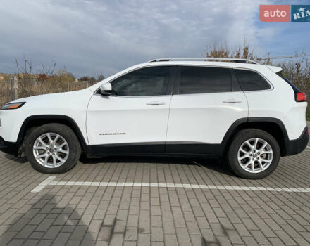 Белый Джип Чероки, объемом двигателя 2.36 л и пробегом 135 тыс. км за 12600 $, фото 2 на Automoto.ua