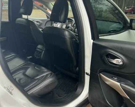 Белый Джип Чероки, объемом двигателя 3.2 л и пробегом 113 тыс. км за 15200 $, фото 26 на Automoto.ua